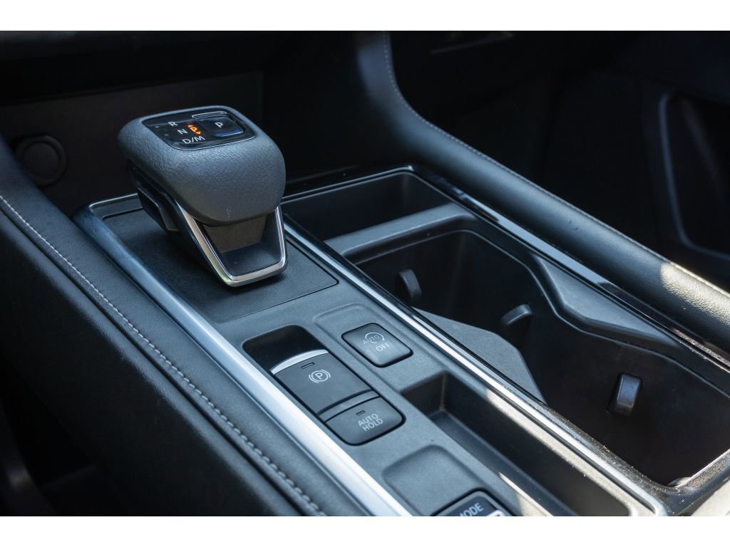 Used 2022 Nissan Pathfinder SV w/ SV Premium Package image 34