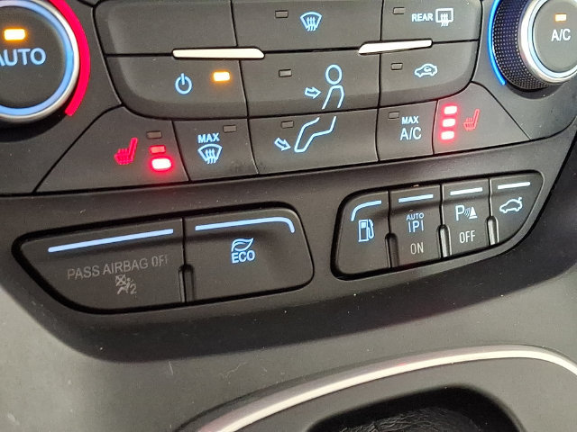 Used 2017 Ford C-MAX Titanium w/ Equipment Group 301A FWD image 25
