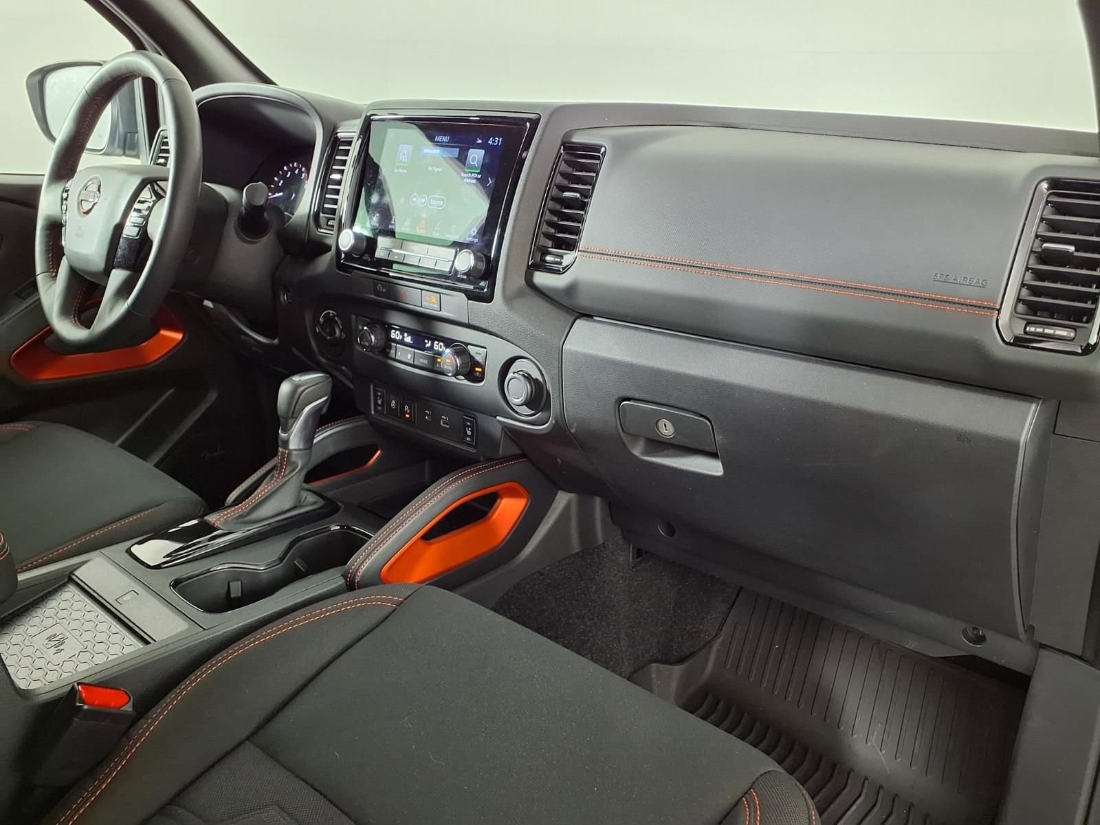 Used 2023 Nissan Frontier PRO-4X w/ Pro Convenience Package AWD/4WD image 7