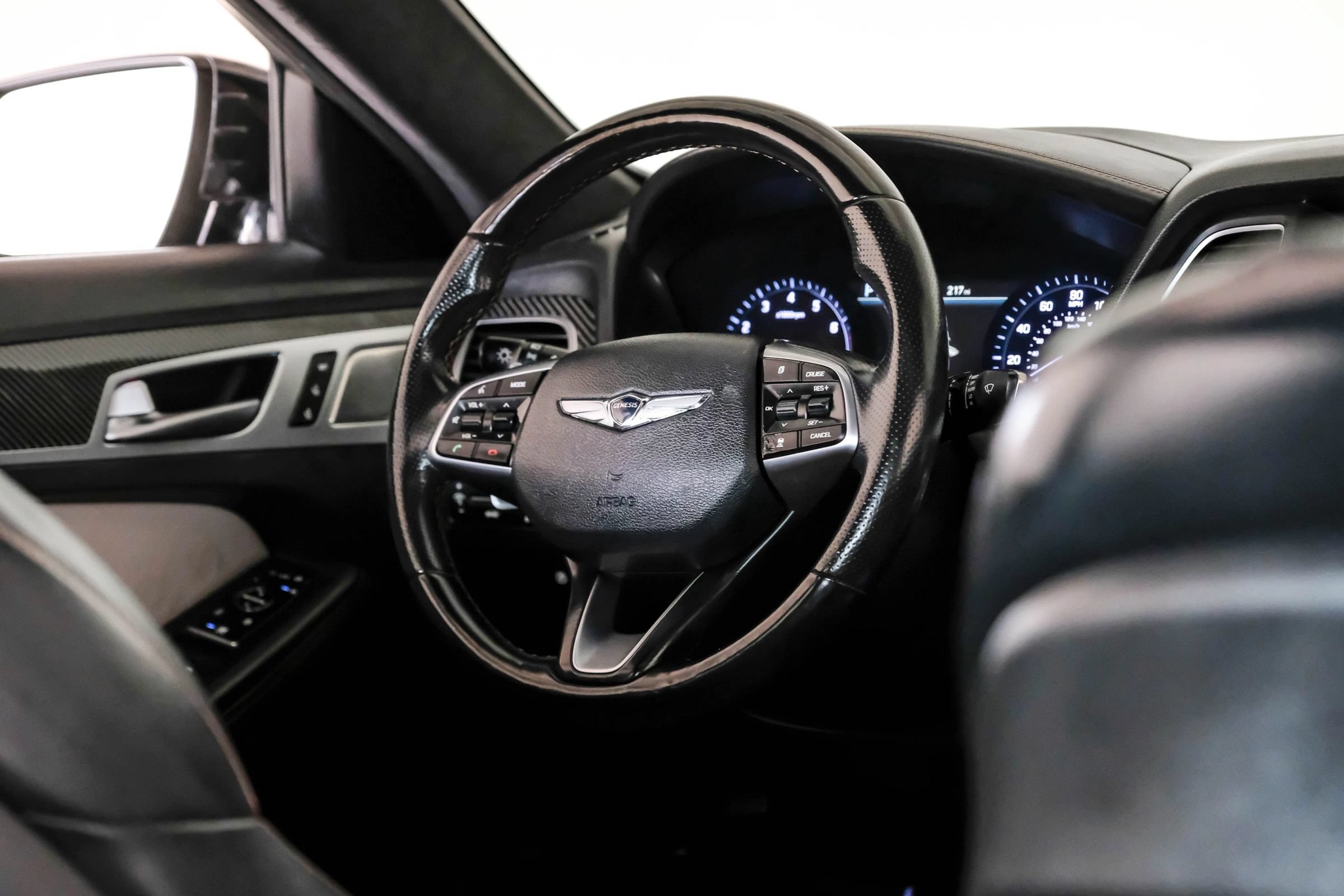 Used 2019 Genesis G80 3.3T Sport RWD image 13