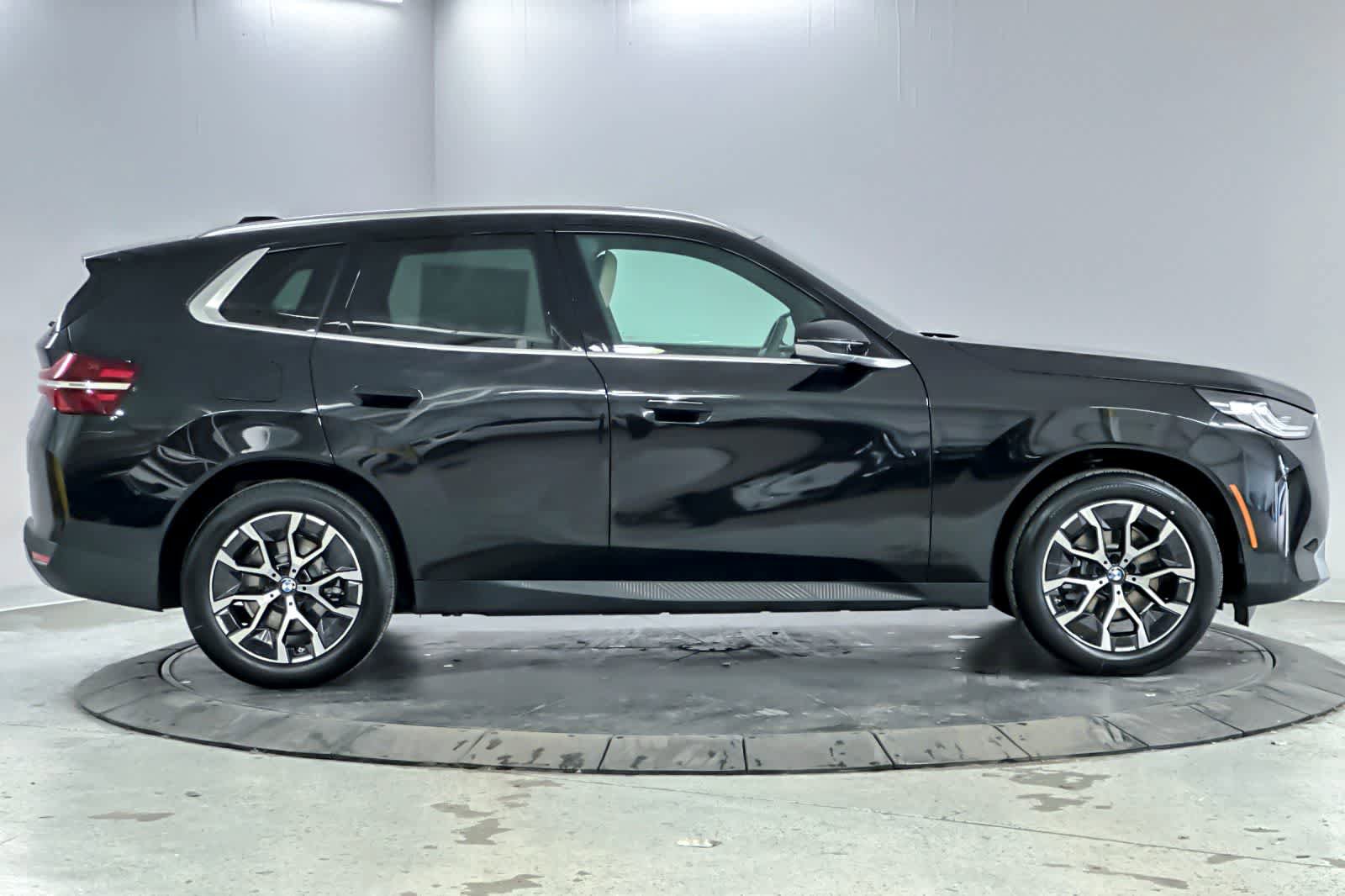 Used 2026 BMW X3 xDrive30i w/ Convenience Package AWD/4WD image 8