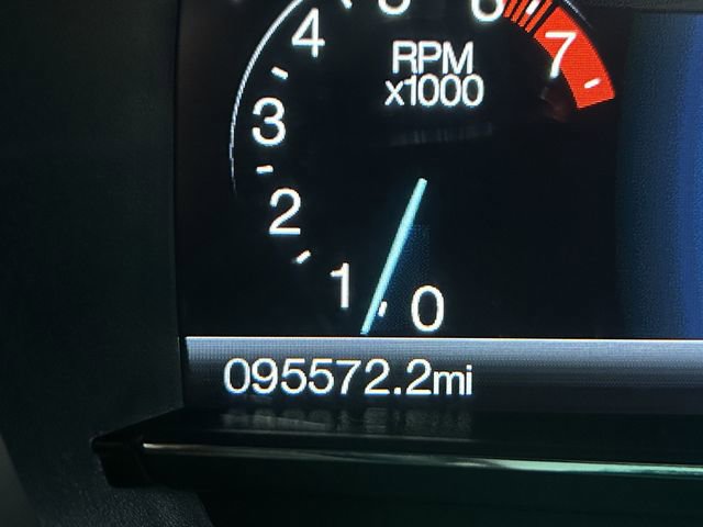 Used 2017 Ford Explorer XLT w/ XLT Technology Feature Bundle image 33