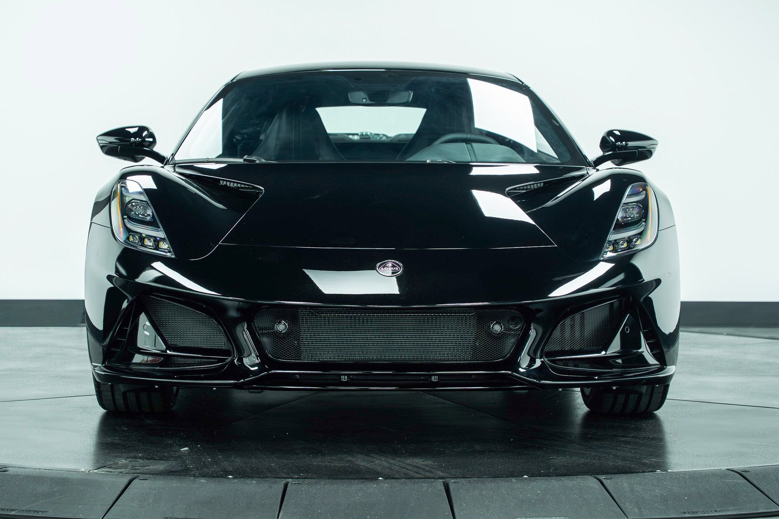 New 2025 Lotus Emira image 31