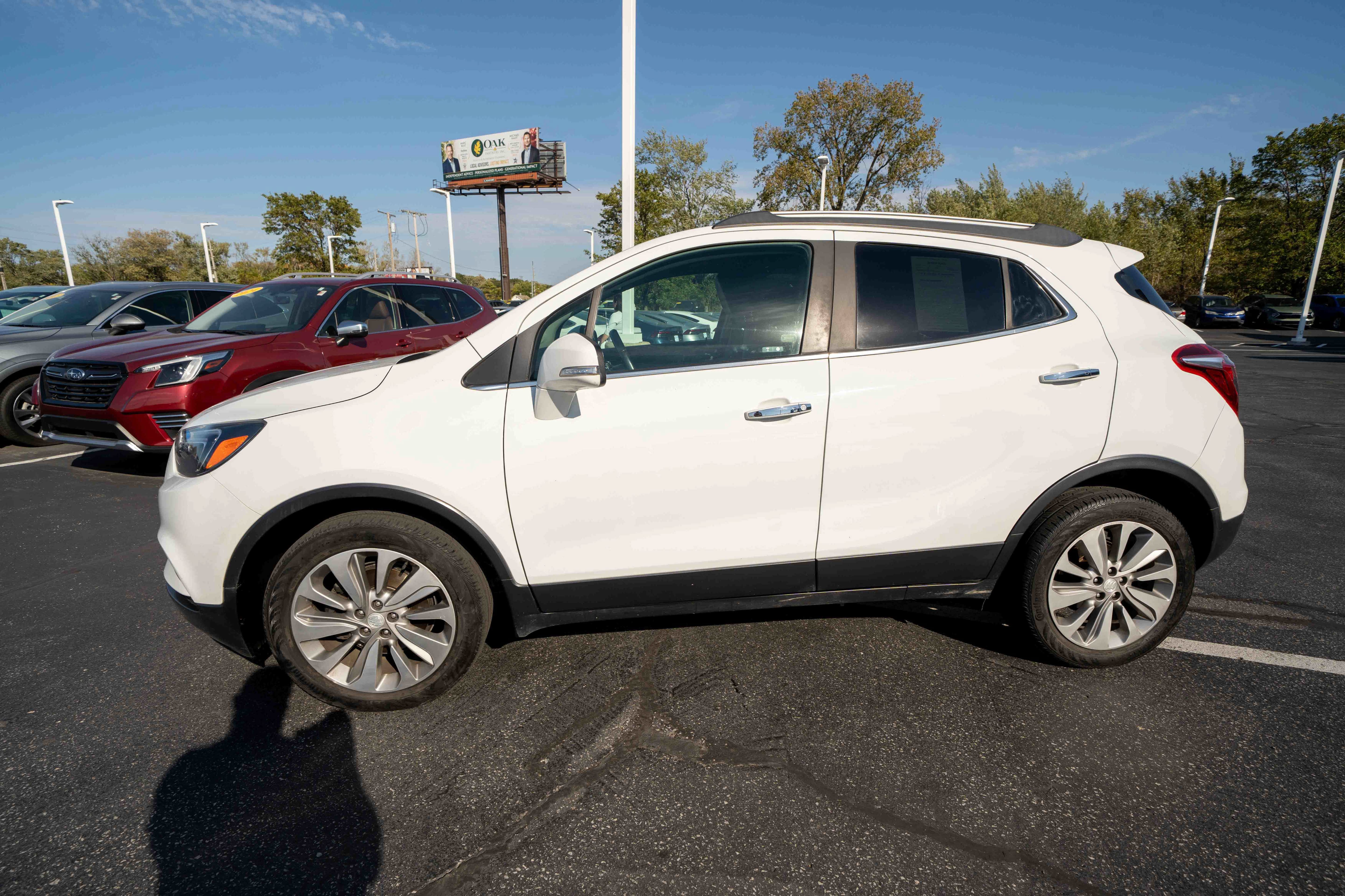 Used 2019 Buick Encore Preferred w/ Safety Package FWD image 3