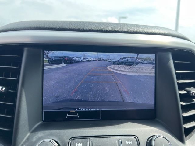 Used 2023 GMC Acadia SLE image 19