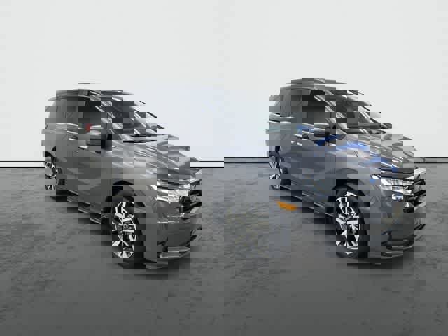 Certified 2024 Honda Odyssey Touring image 5