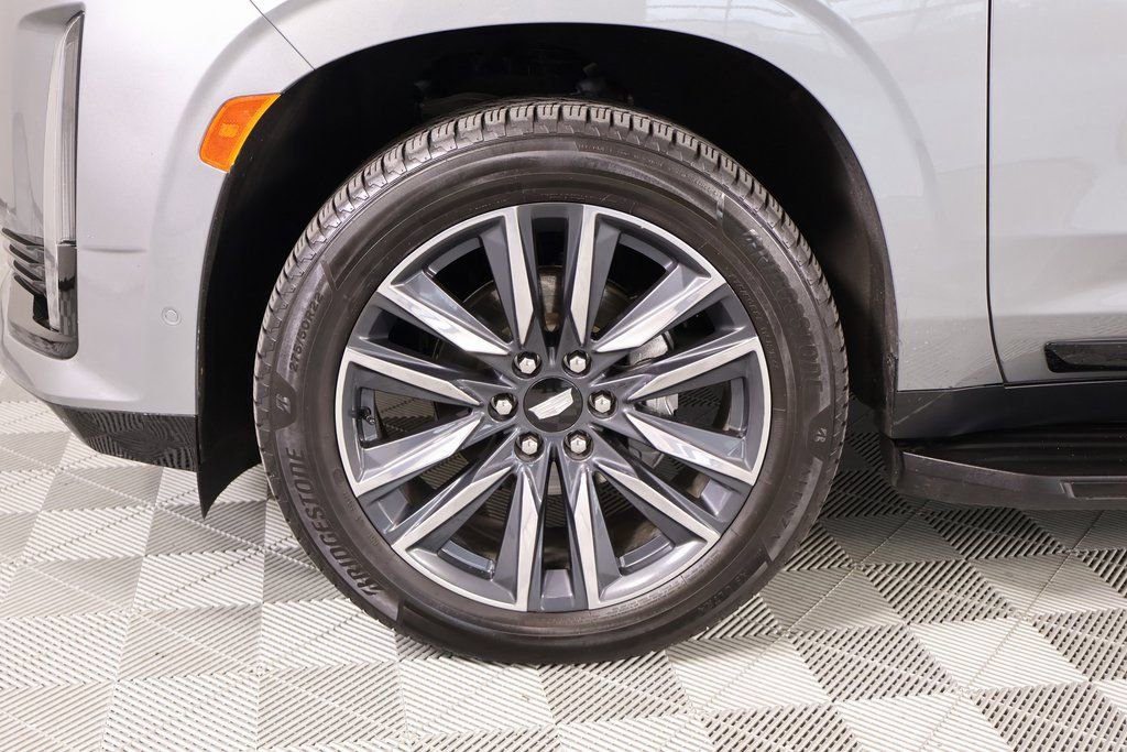 Used 2023 Cadillac Escalade Sport AWD/4WD image 19
