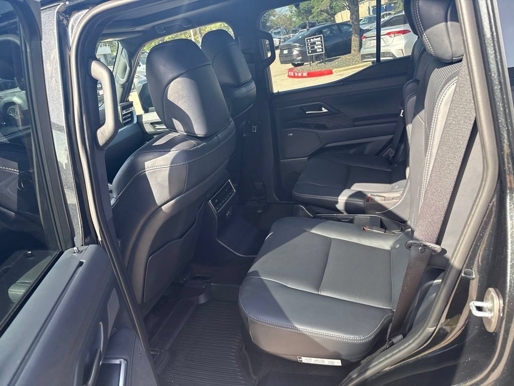 Certified 2026 Lexus GX 550 w/ Accessory Package (2T) AWD/4WD image 18