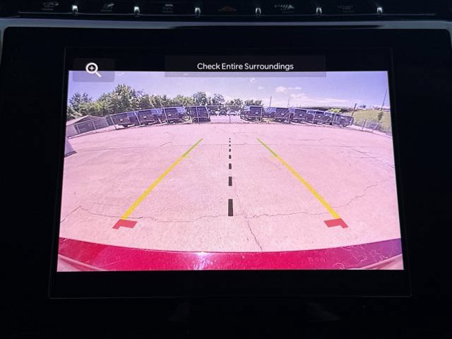 Used 2023 Jeep Grand Cherokee L Laredo AWD/4WD image 9