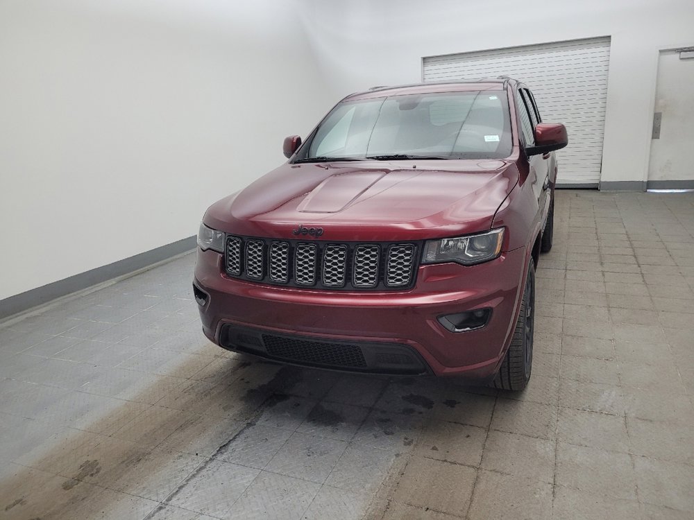 Used 2018 Jeep Grand Cherokee Altitude image 15