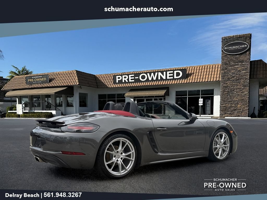 Used 2017 Porsche 718 Boxster RWD image 7
