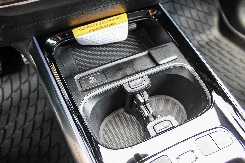 Used 2024 Mercedes-Benz GLA 250 4MATIC image 57