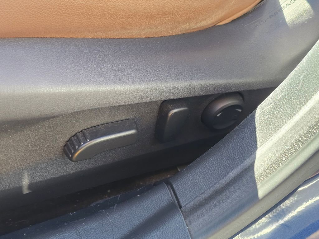 Used 2020 Subaru Outback Touring w/ Popular Package #2 image 24