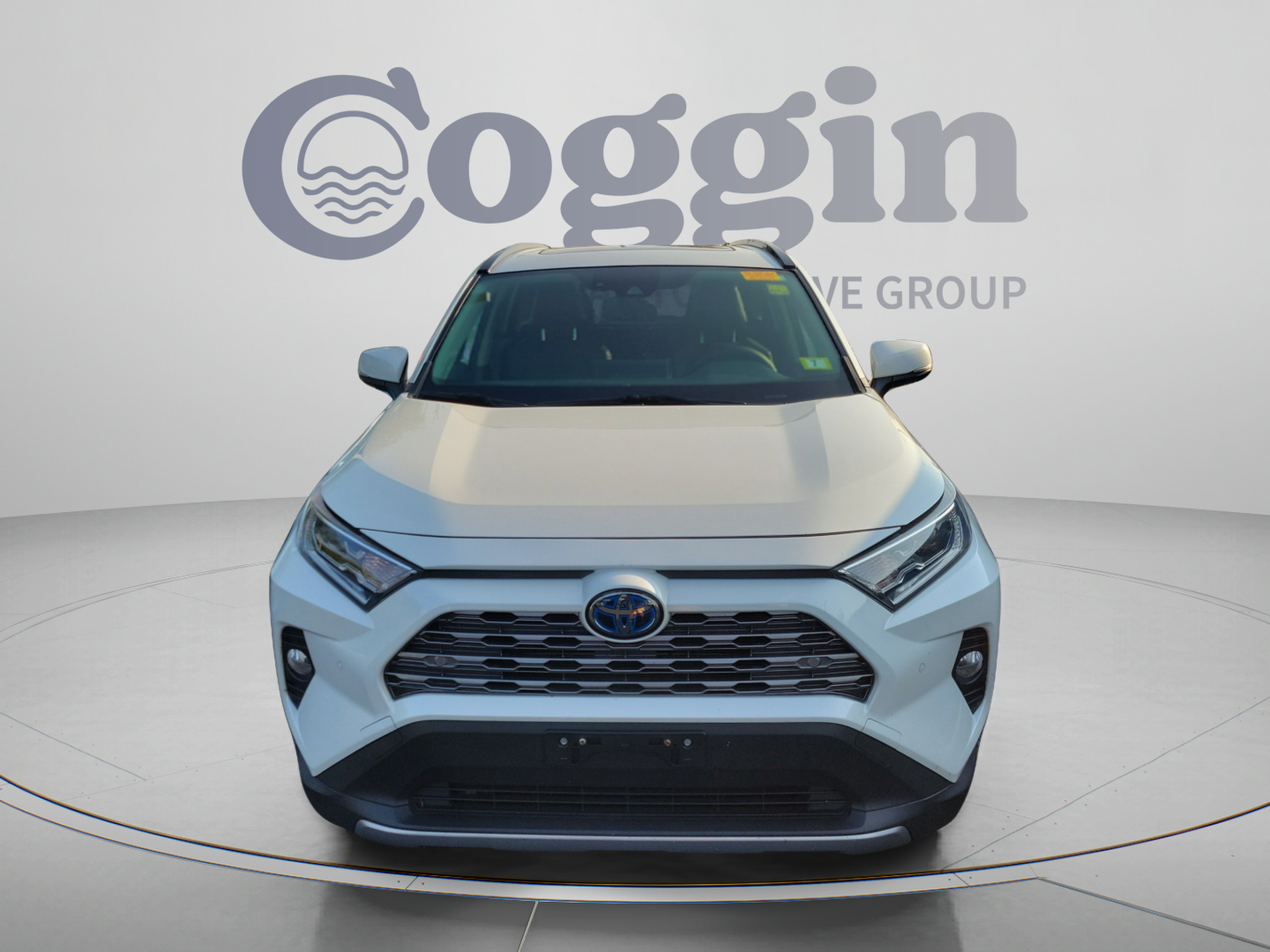 Used 2019 Toyota RAV4 Limited w/ Limited Grade Weather Package AWD/4WD image 5