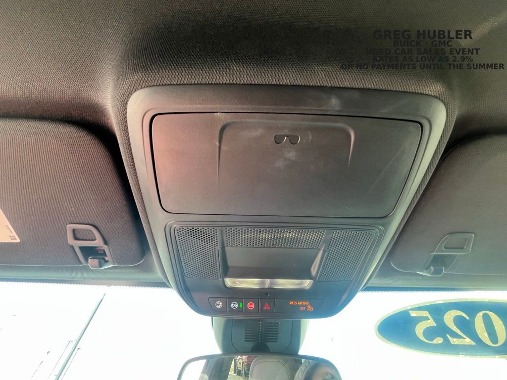 Used 2025 GMC Terrain Elevation w/ Elevation Premium Package image 40