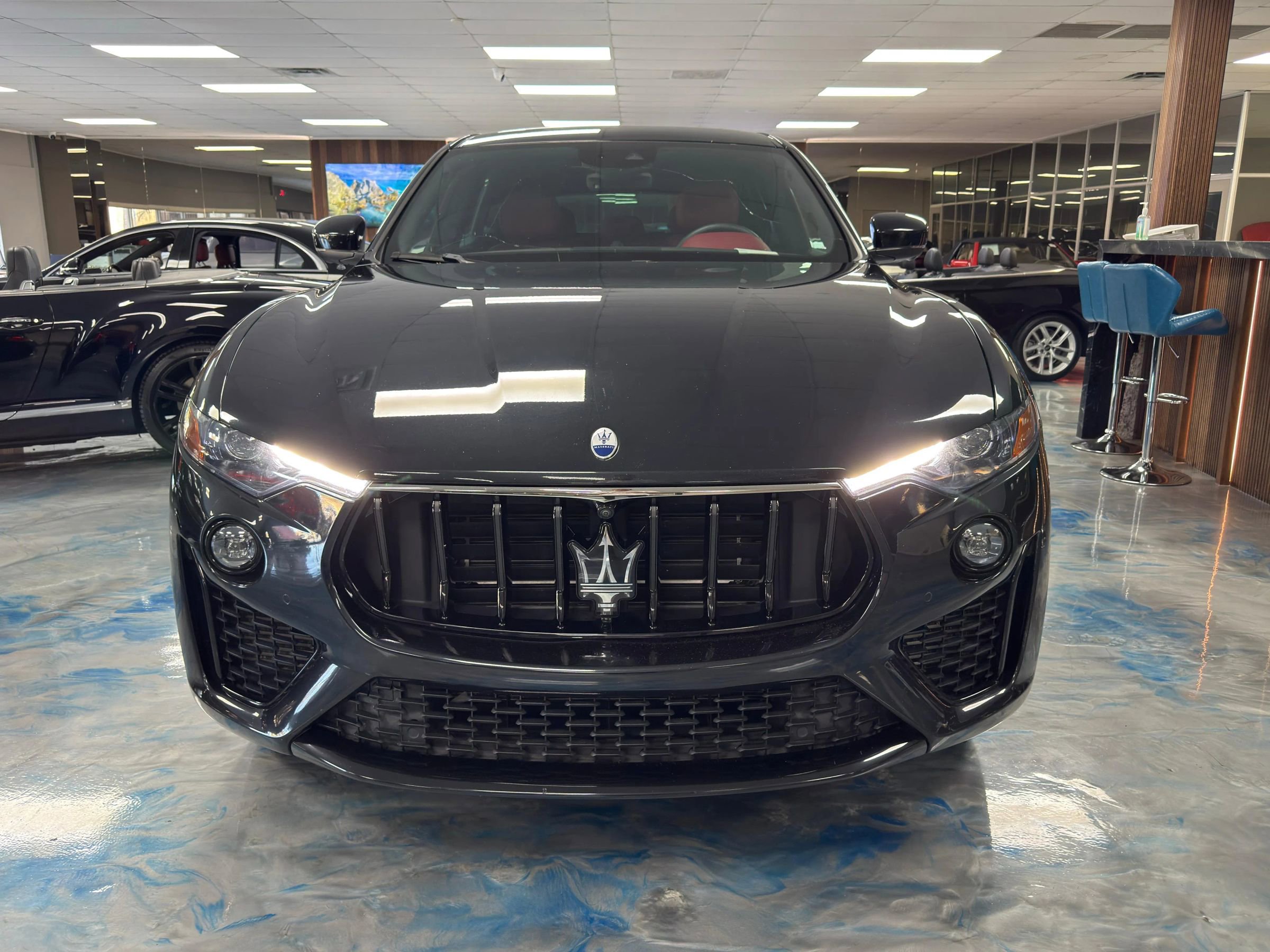 Used 2023 Maserati Levante Modena image 3