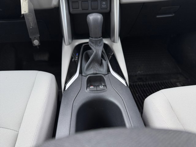 Used 2024 Toyota Corolla Cross L image 25