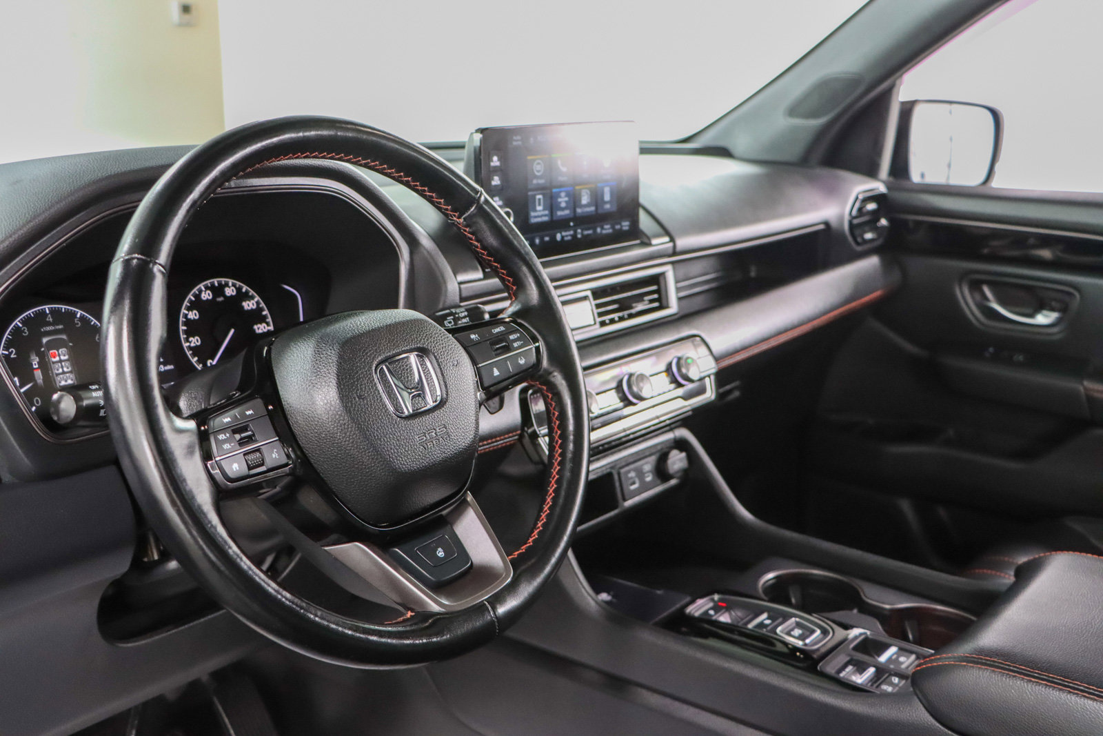 Used 2024 Honda Pilot TrailSport image 23