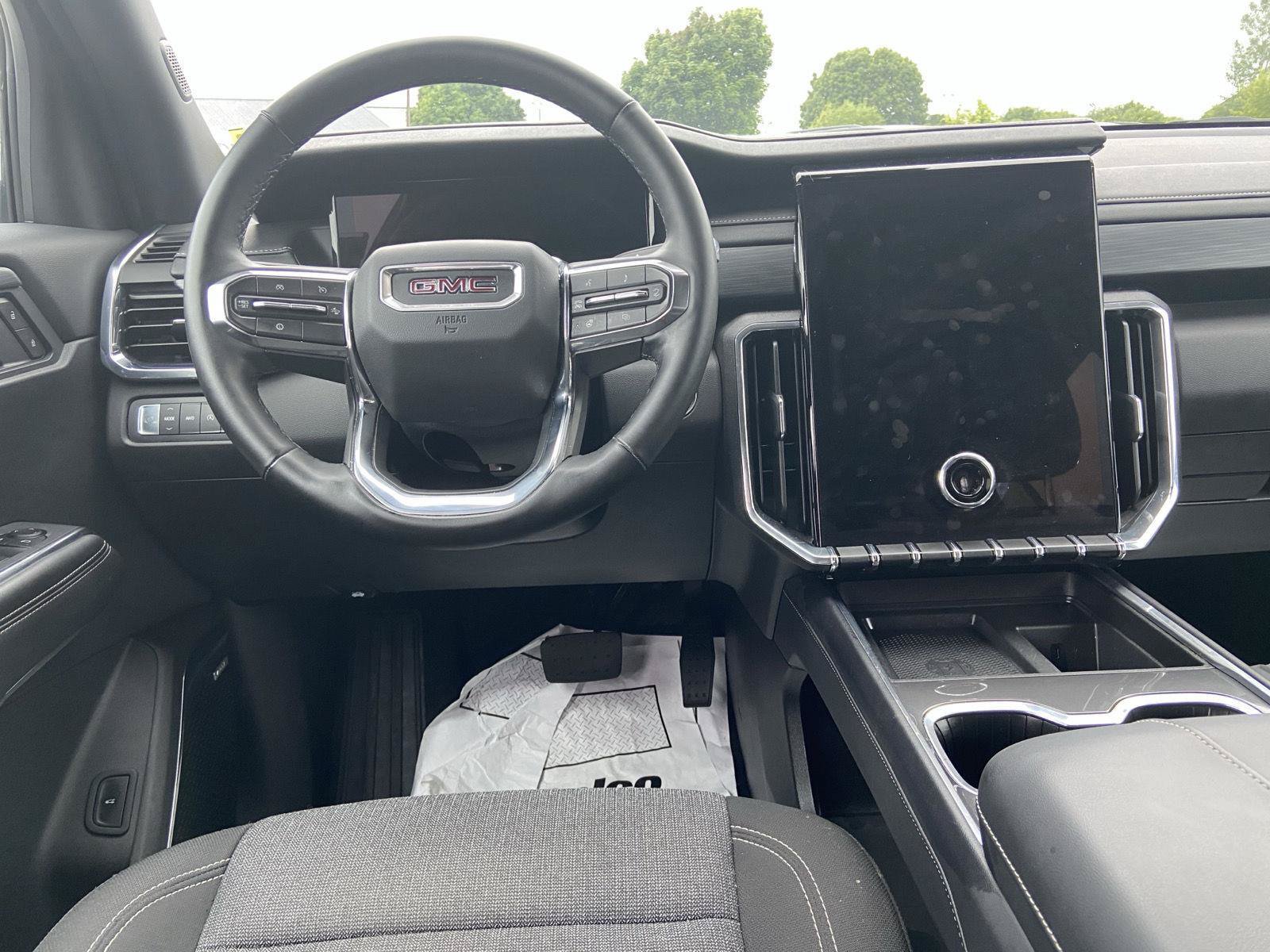 Used 2025 GMC Acadia Elevation AWD/4WD image 26