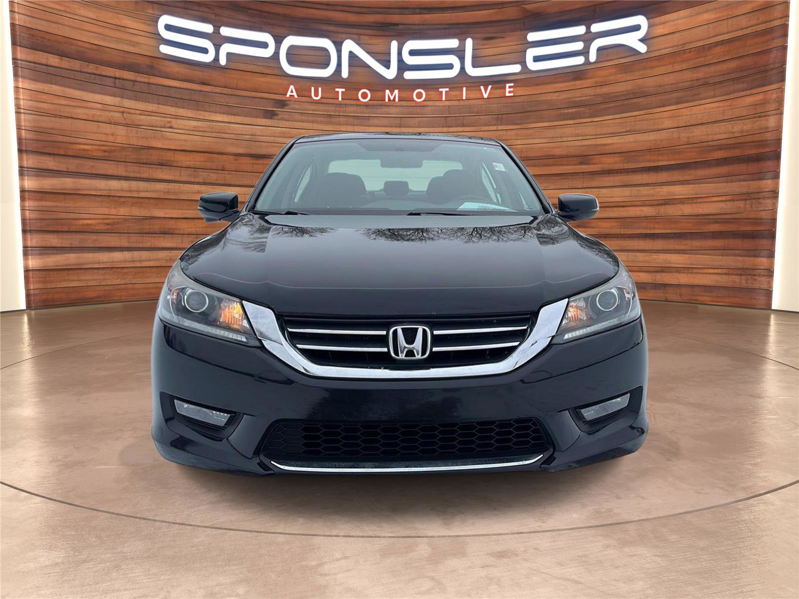 Used 2014 Honda Accord EX image 2
