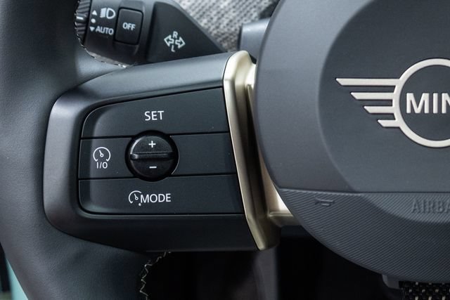 Used 2025 MINI Cooper S FWD image 14