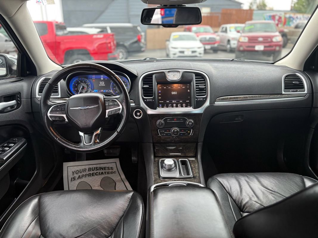 Used 2016 Chrysler 300 C AWD/4WD image 18