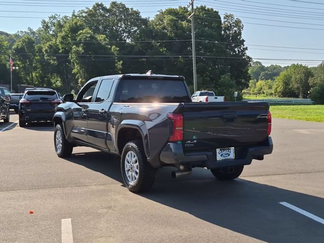 Used 2024 Toyota Tacoma SR5 AWD/4WD image 11