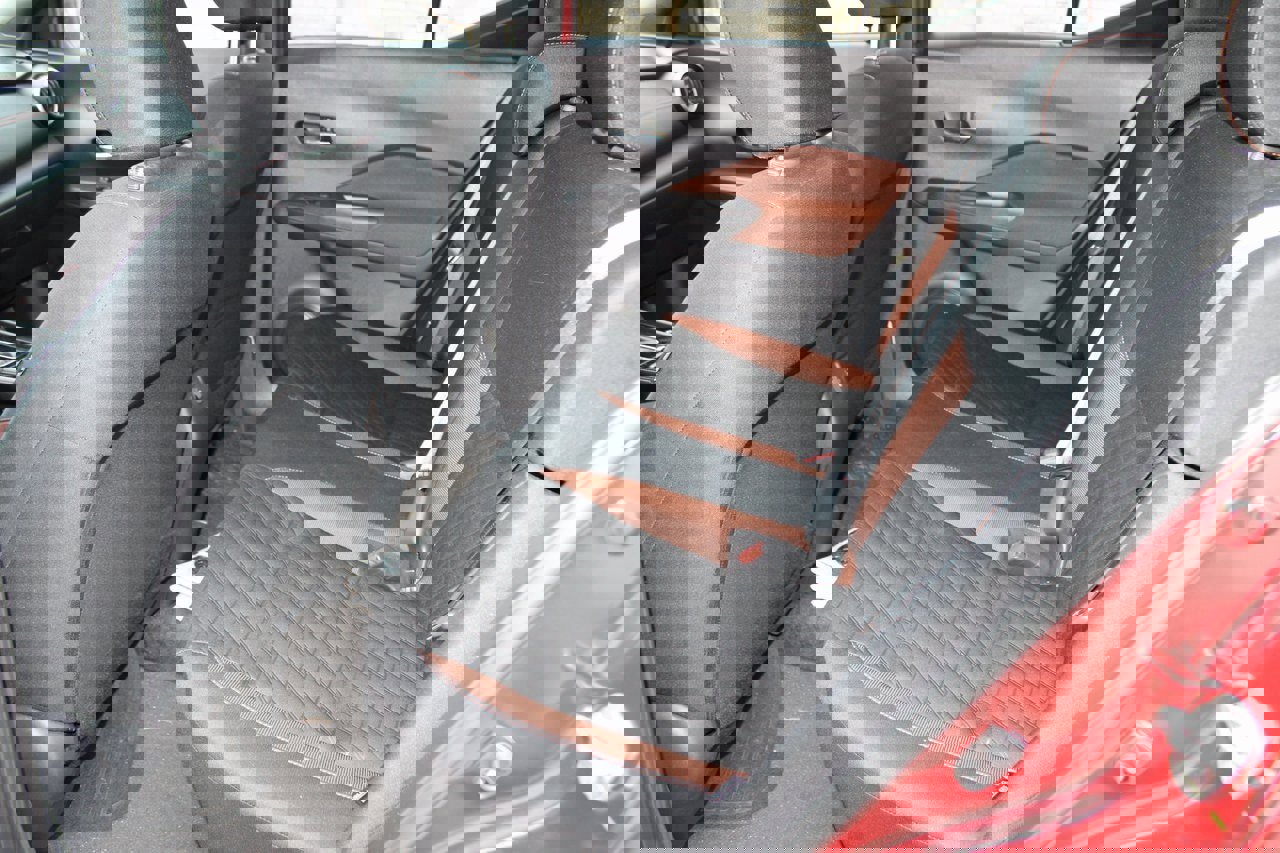 Used 2024 Nissan Kicks SR image 5