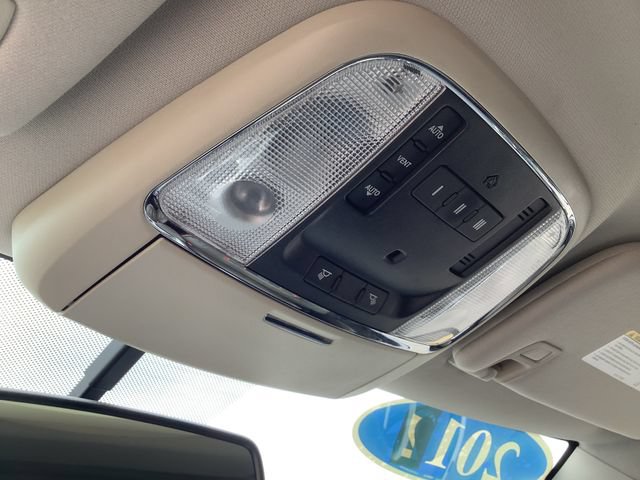 Used 2011 Jeep Grand Cherokee 70th Anniversary RWD image 20