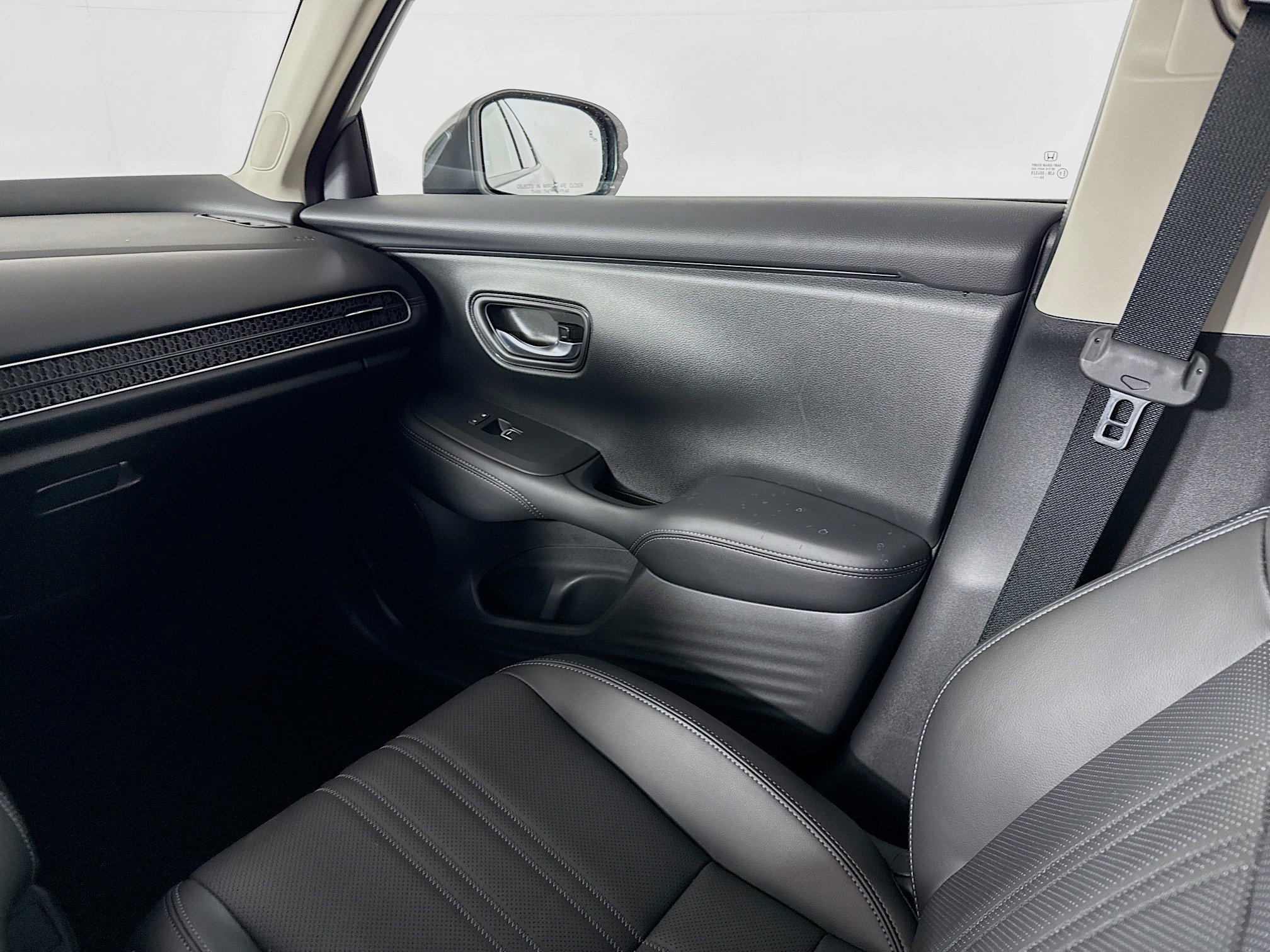 Certified 2026 Honda HR-V EX-L image 28