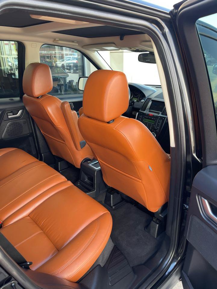Used 2011 Land Rover LR2 HSE LUX AWD/4WD image 15