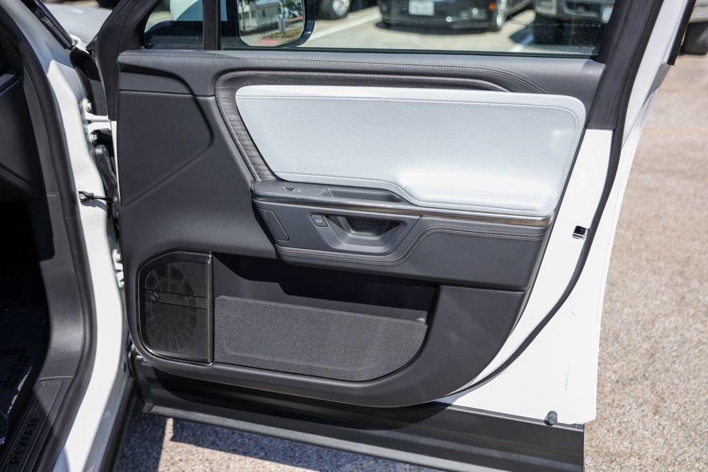Used 2026 Rivian R1T Adventure AWD/4WD image 28
