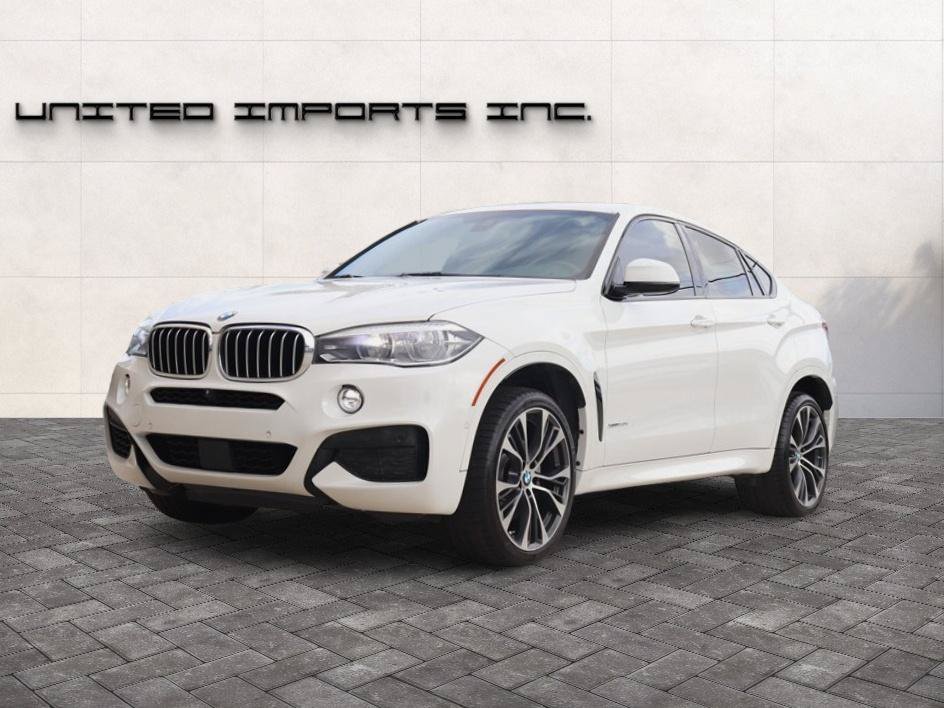 Used 2019 BMW X6 xDrive50i w/ M Sport Package AWD/4WD image 3