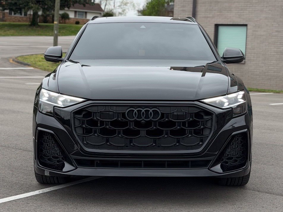 Used 2024 Audi SQ8 Prestige w/ Prestige Package AWD/4WD image 2