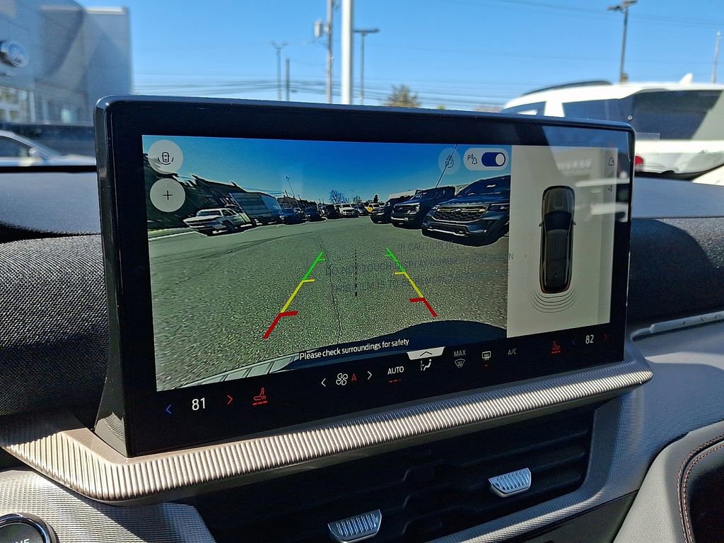 New 2026 Ford Explorer Active image 12