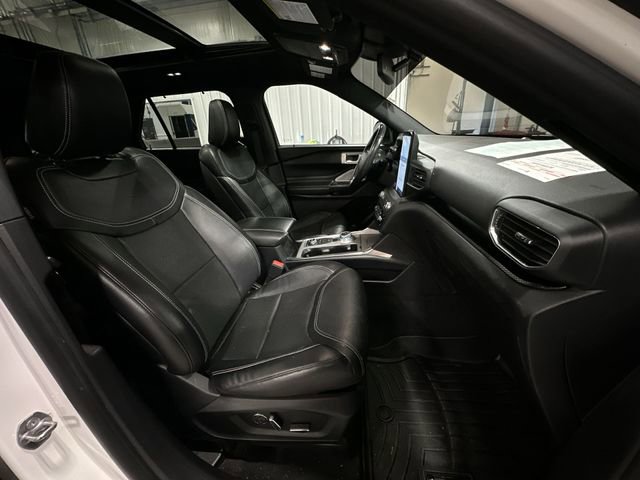 Certified 2020 Ford Explorer ST w/ Premium Technology Package AWD/4WD image 31