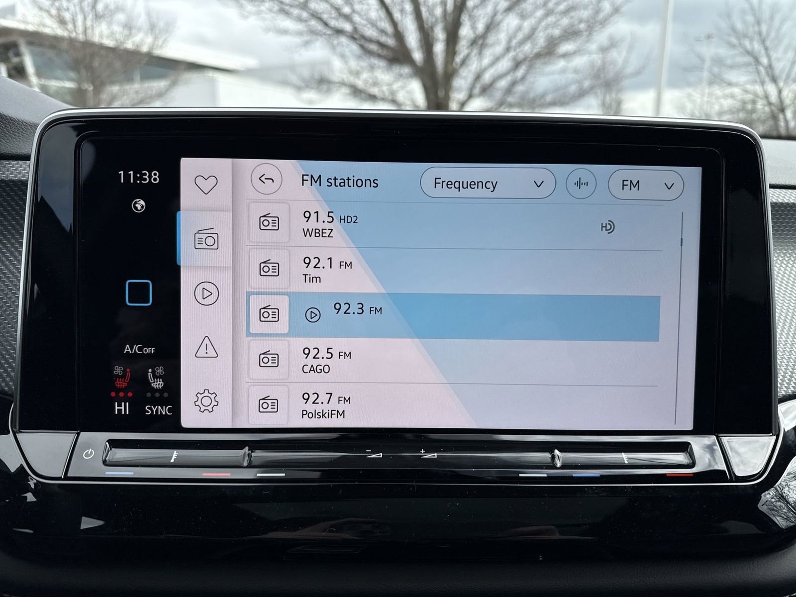 New 2025 Volkswagen Atlas Cross Sport SEL R-Line image 17