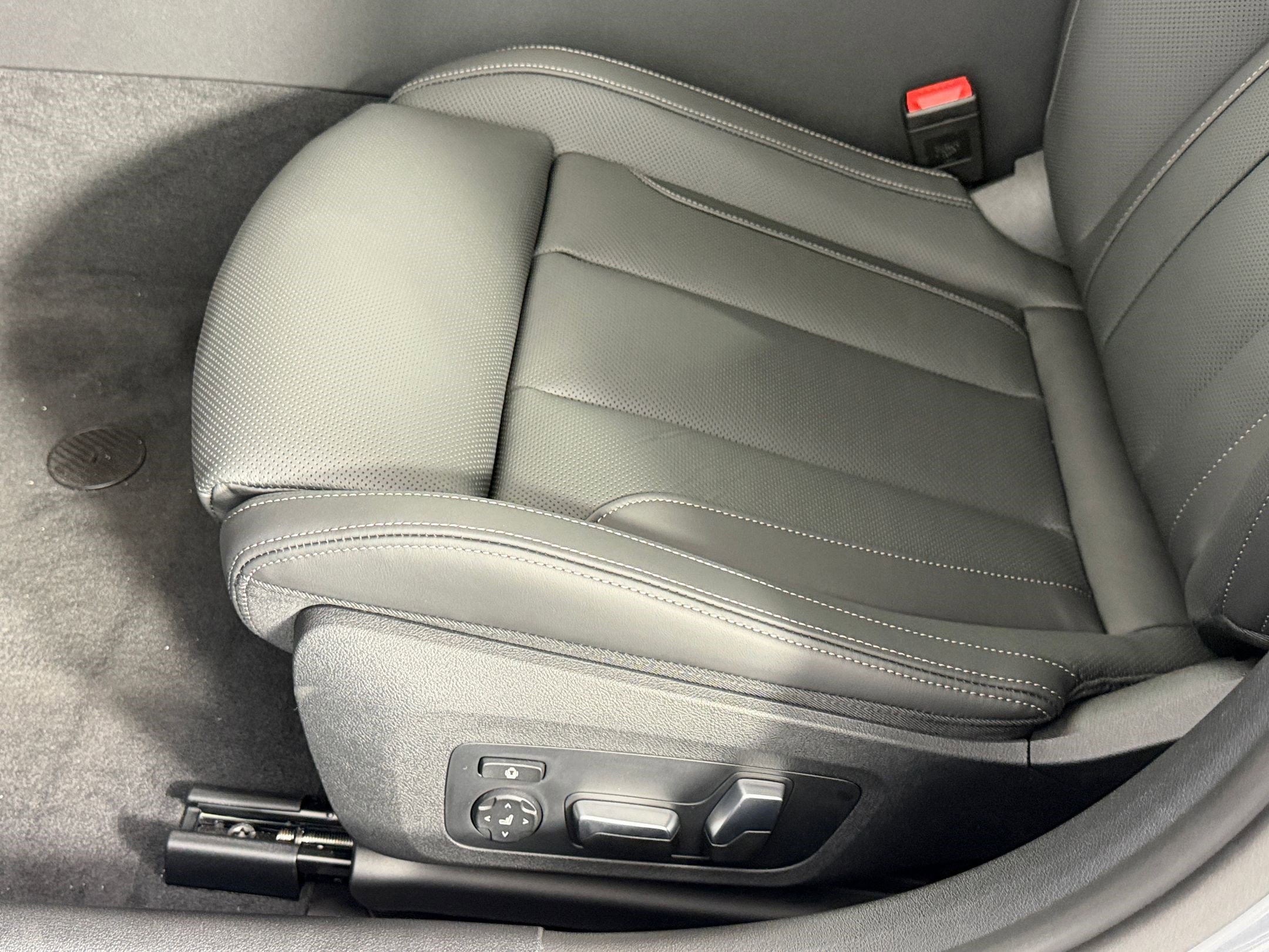 New 2026 BMW 840i image 13