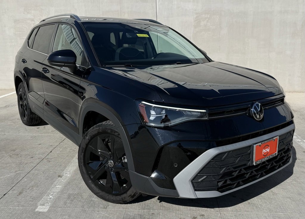 Used 2025 Volkswagen Taos SE