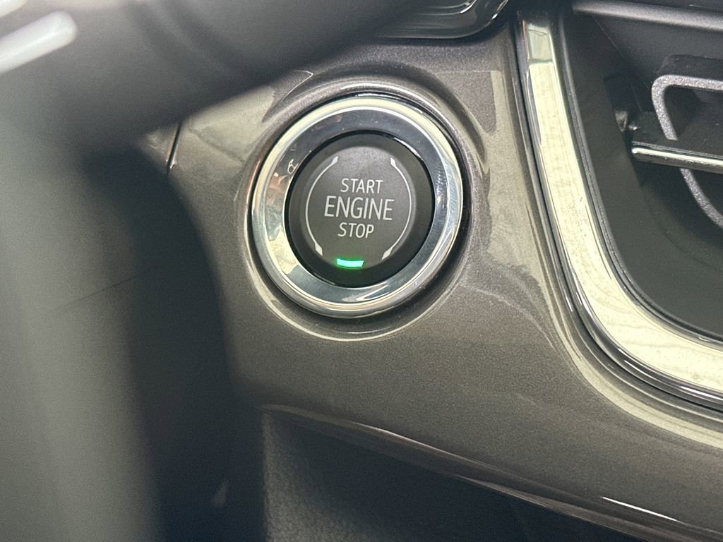 Used 2025 Chevrolet Trax ACTIV image 6