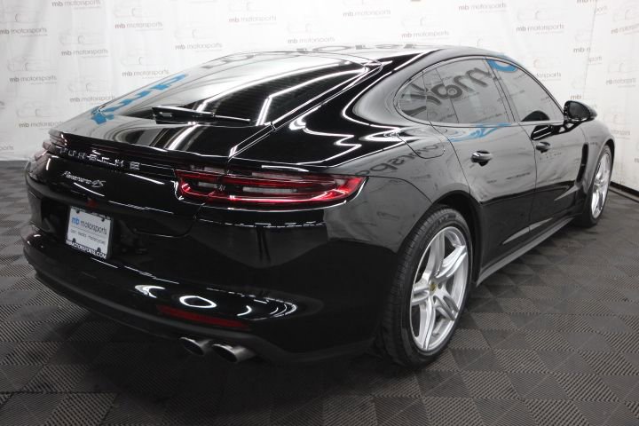 Used 2018 Porsche Panamera 4S image 6