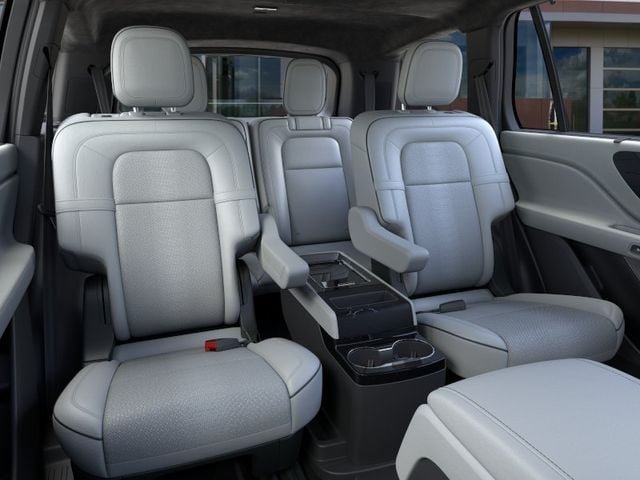 New 2026 Lincoln Aviator Black Label w/ Black Label Special Edition AWD/4WD image 11