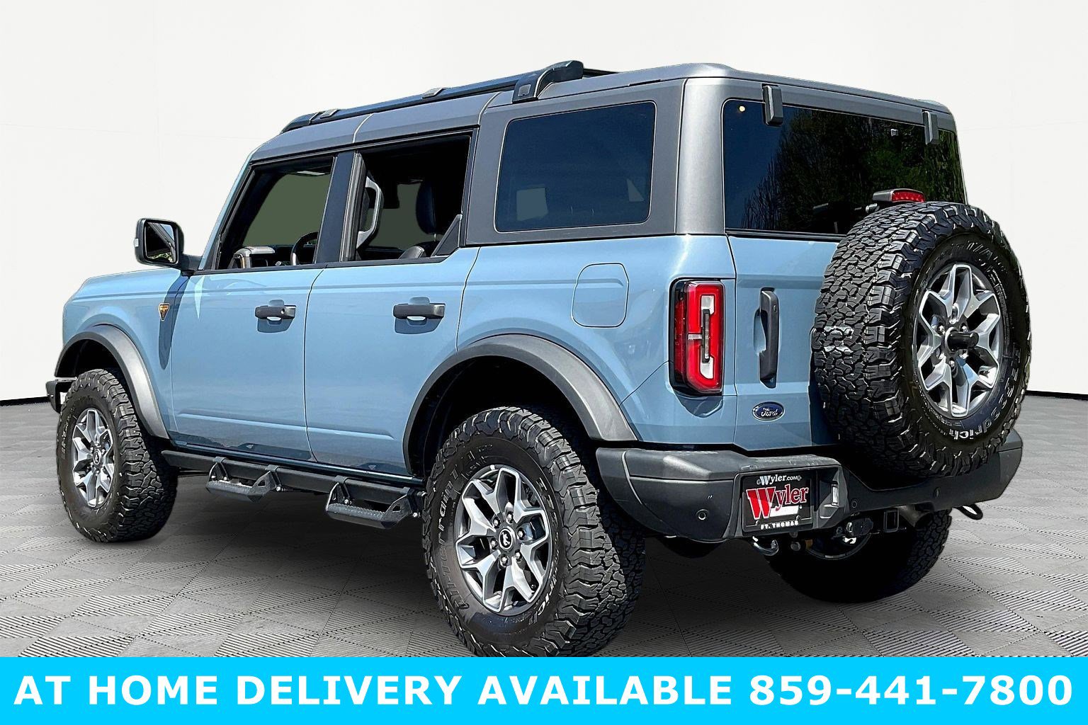 Used 2024 Ford Bronco Badlands image 4