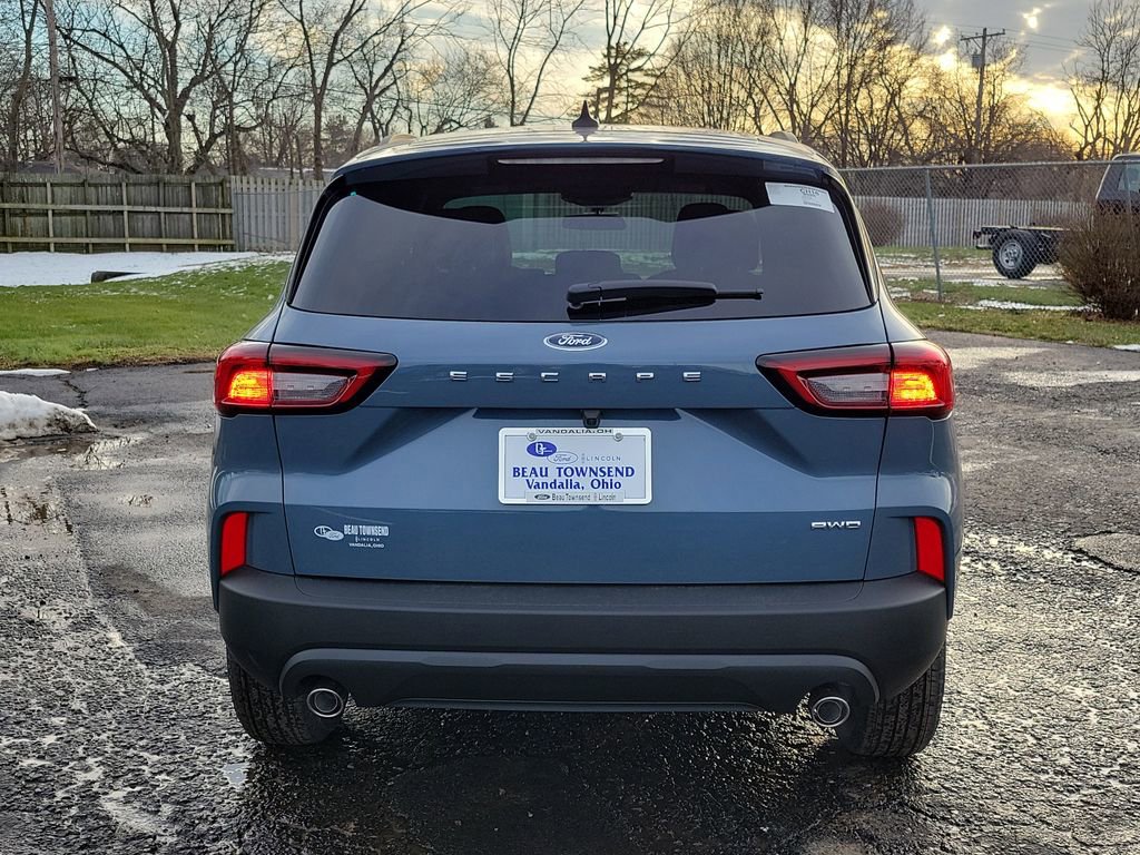 New 2026 Ford Escape ST-Line w/ Cold Weather Package image 5