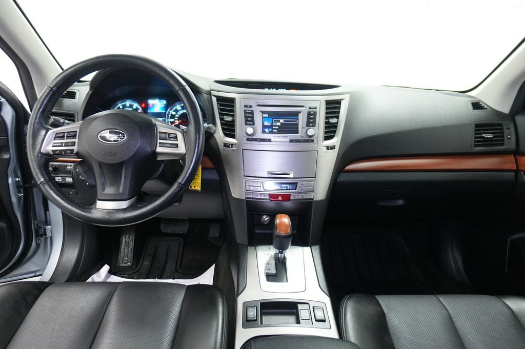 Used 2014 Subaru Outback 2.5i Limited AWD/4WD image 26