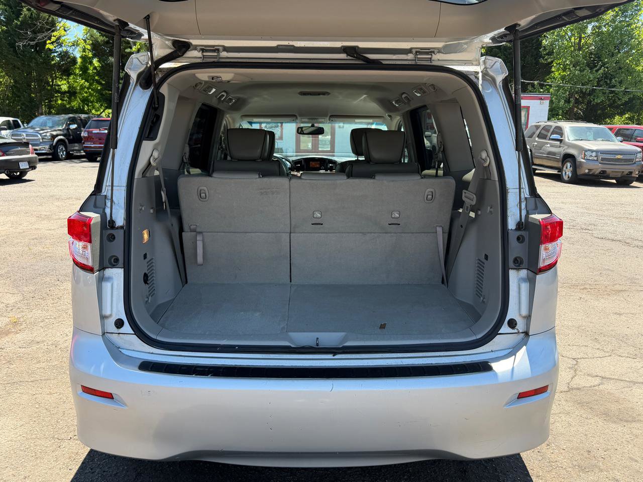 Used 2011 Nissan Quest SL w/ Protection Pkg FWD image 30