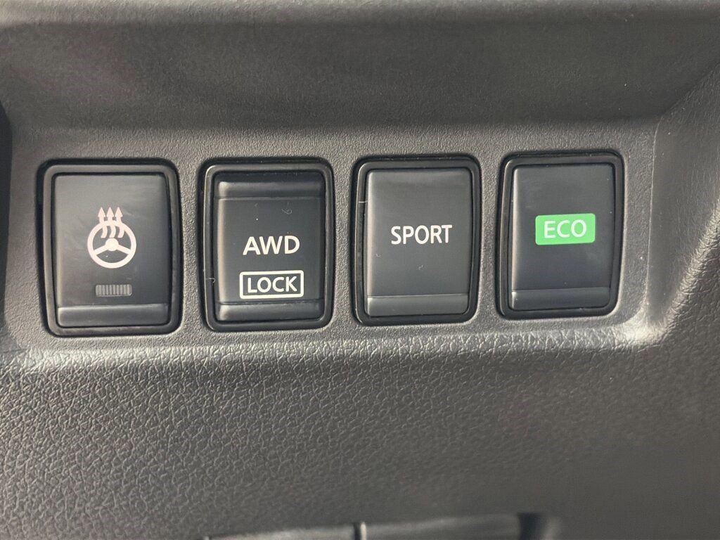 Certified 2022 Nissan Rogue Sport SL w/ Premium Package image 27