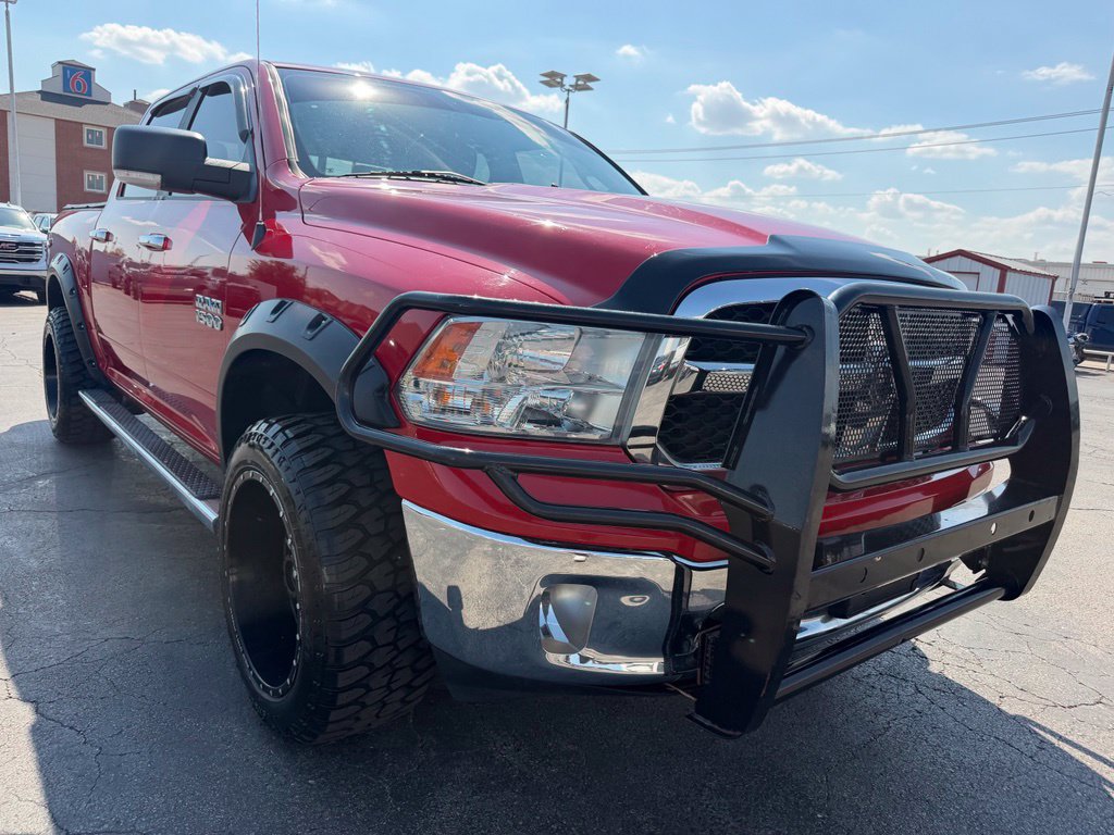 Used 2018 RAM 1500 Classic SLT w/ Luxury Group AWD/4WD image 5
