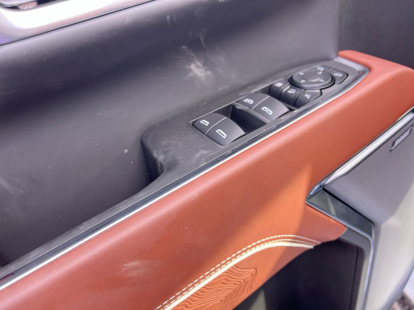 New 2026 GMC Sierra 2500 Denali Ultimate w/ Snow Plow Prep/Camper Package image 14