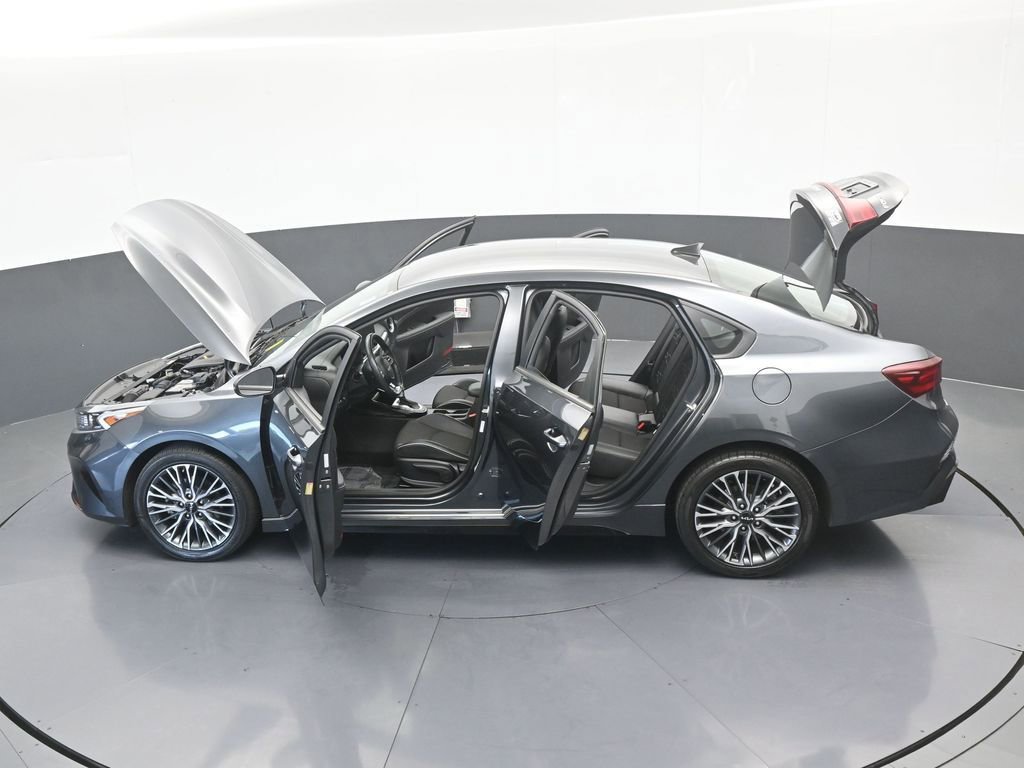 Used 2024 Kia Forte GT-Line image 29